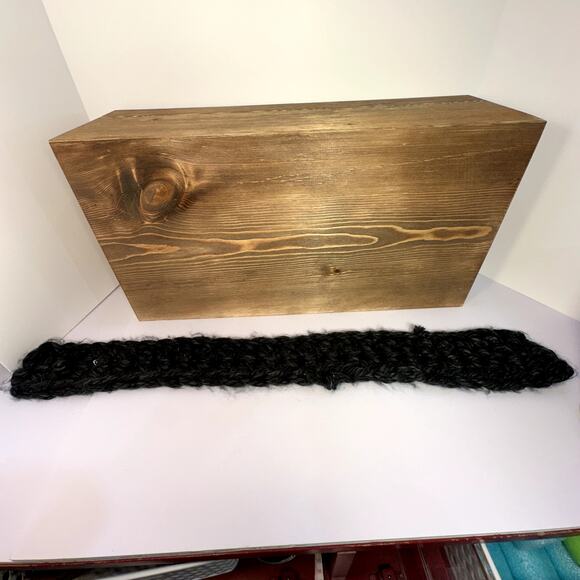 Hand Knit Wool Scarf Womens Cameo Brooch Soft Cozy Winter Chunky Classic Wrap - Picture 9 of 10